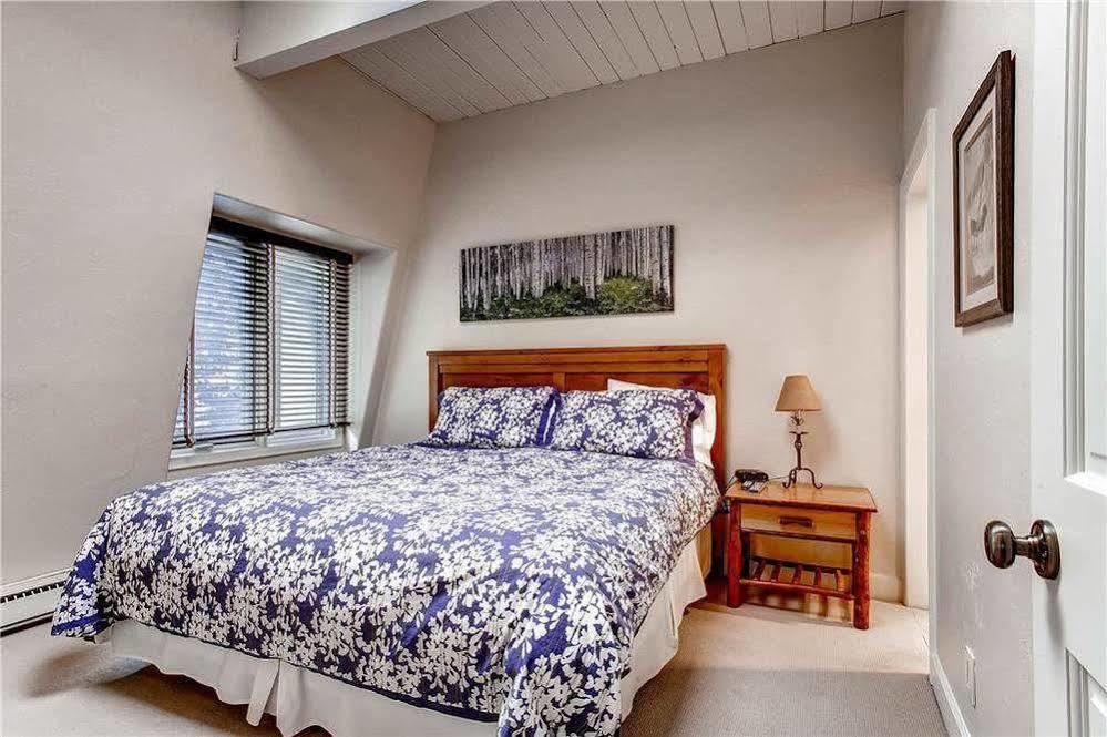Chateau Dumont Aspen Bagian luar foto