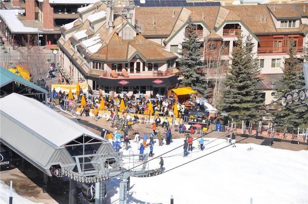 Chateau Dumont Aspen Bagian luar foto