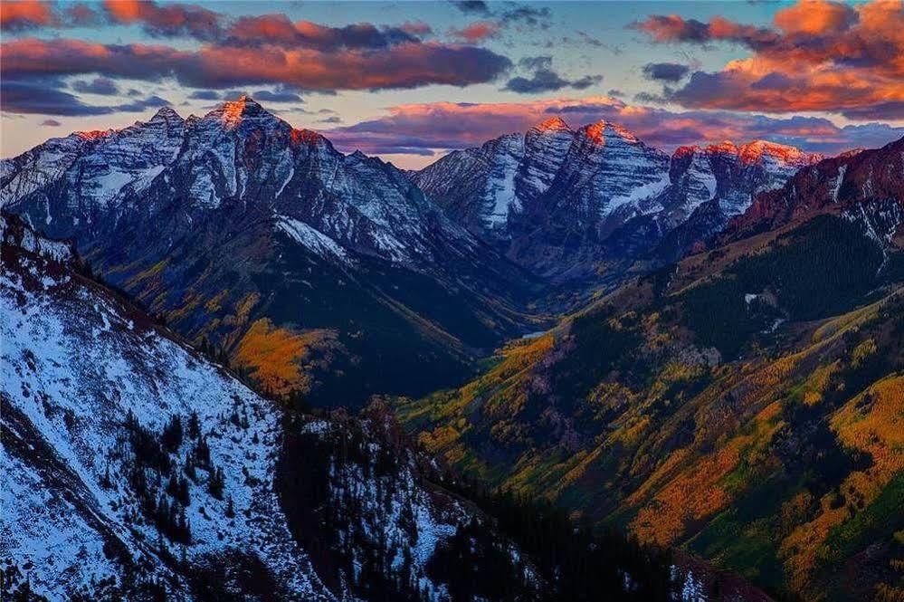 Chateau Dumont Aspen Bagian luar foto